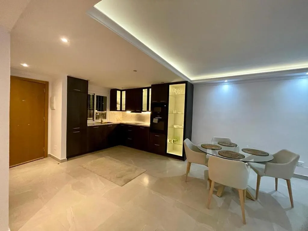Luxury Apartment Next To Puerto Banus - Marbella